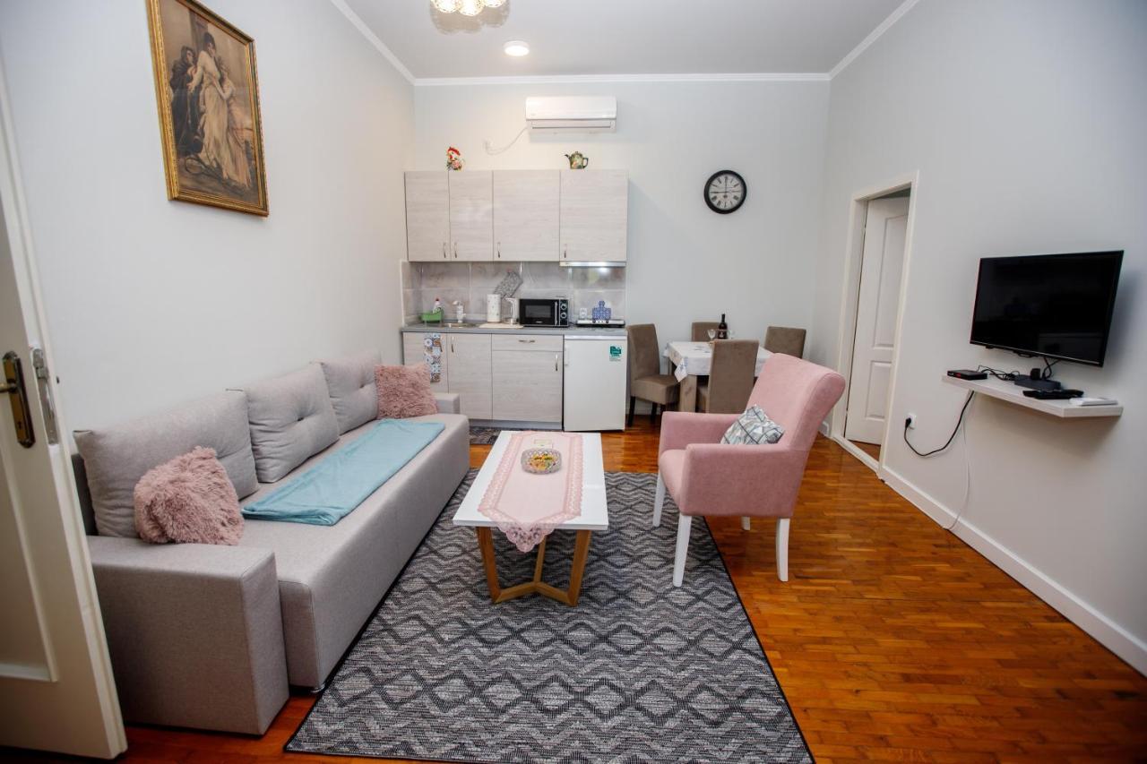 Angeli Vila Apartments 수보티차 외부 사진